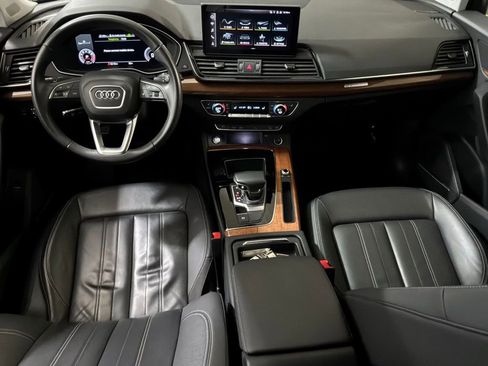 Used 2022 Audi Q5 2.0T Premium Plus w/ Premium Plus Package image 11