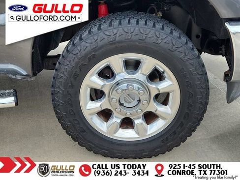 Used 2015 Ford F250 Lariat w/ Lariat Ultimate Package AWD/4WD image 30