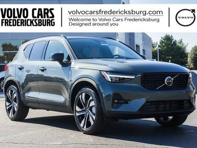 New 2026 Volvo XC40 B5 Ultra w/ Protection Package Premier