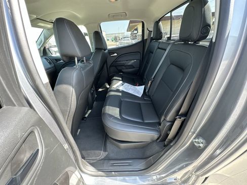 Used 2021 Chevrolet Colorado Z71 AWD/4WD image 22