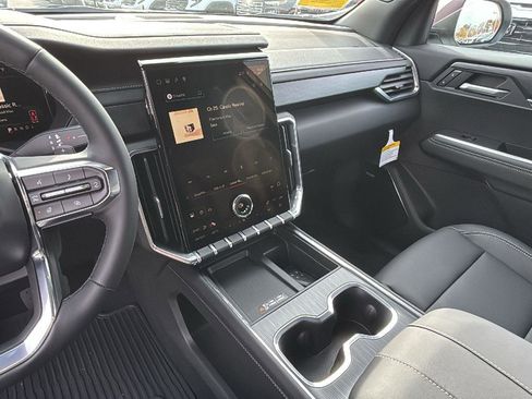 New 2026 GMC Acadia Elevation image 22