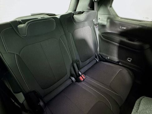 New 2025 Jeep Grand Cherokee L Laredo w/ Luxury Tech Group I AWD/4WD image 30