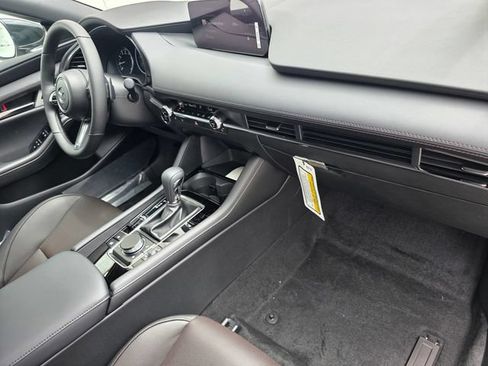 New 2026 MAZDA MAZDA3 Hatchback w/Premium Plus Pkg AWD/4WD image 16