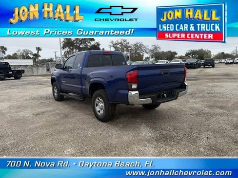 Used 2023 Toyota Tacoma SR5 image 8
