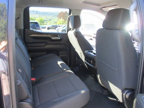 Used 2023 Chevrolet Silverado 1500 RST AWD/4WD image 14