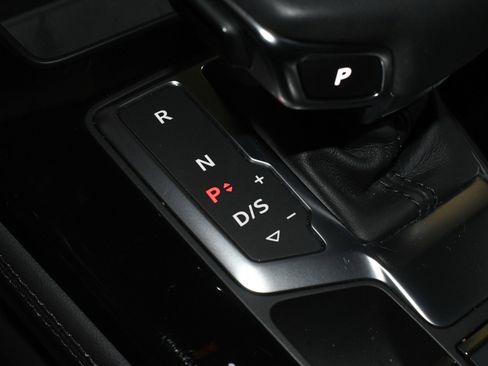 Used 2024 Audi A4 2.0T Premium Plus image 38