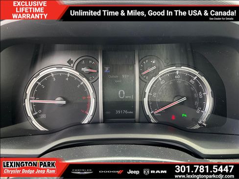 Used 2023 Toyota 4Runner Limited AWD/4WD image 13
