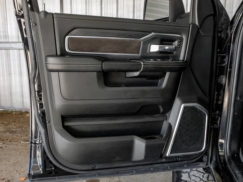 Used 2024 RAM 2500 Laramie w/ Night Edition AWD/4WD image 45