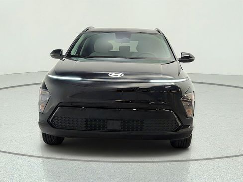 Used 2024 Hyundai Kona SEL FWD image 2