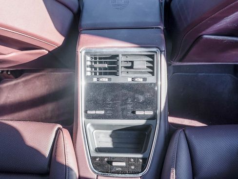 Used 2023 Porsche Panamera GTS image 41