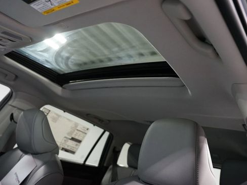 New 2026 Toyota Highlander Limited image 38