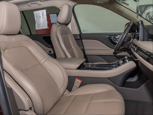 Used 2022 Lincoln Aviator Reserve w/ Elements Package Plus AWD/4WD image 26