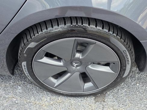 Used 2022 Tesla Model 3 Standard Range RWD image 42