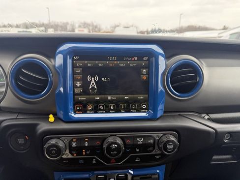 Used 2022 Jeep Wrangler Unlimited Rubicon 4xe w/ Cold Weather Group image 13