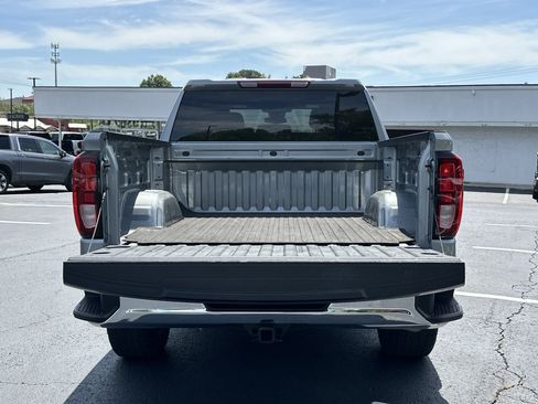 Used 2024 GMC Sierra 1500 Pro w/ Pro Value Package AWD/4WD image 14