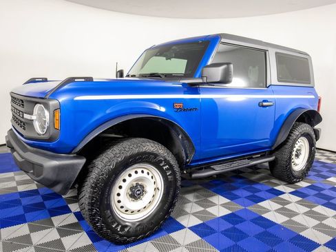 Used 2022 Ford Bronco 2-Door AWD/4WD image 1