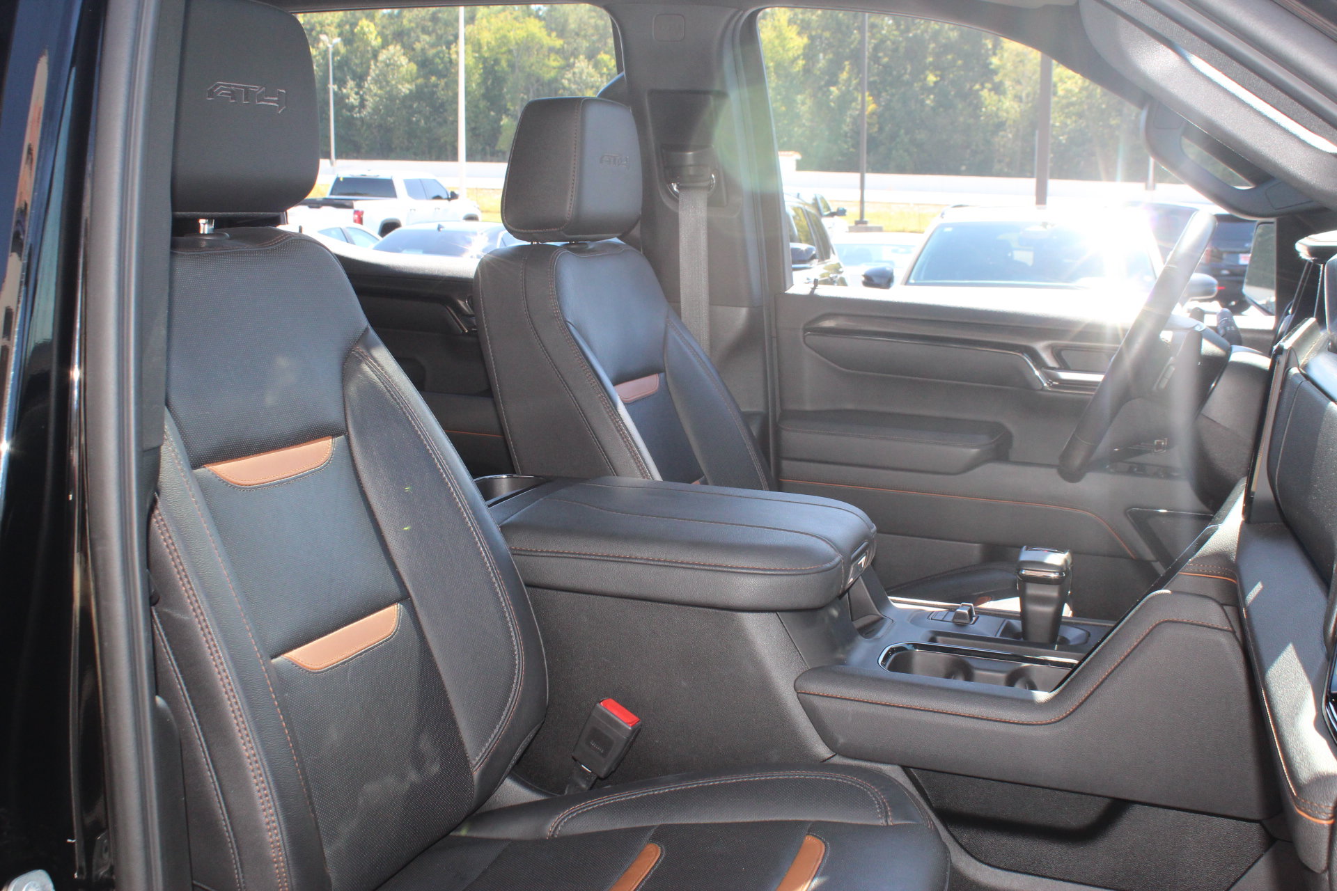 Used 2023 GMC Sierra 1500 AT4 AWD/4WD image 38