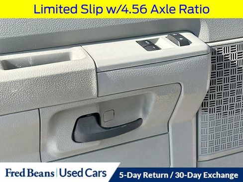 Used 2018 Ford E-350 and Econoline 350 Super Duty w/ Power Windows & Locks Group image 19