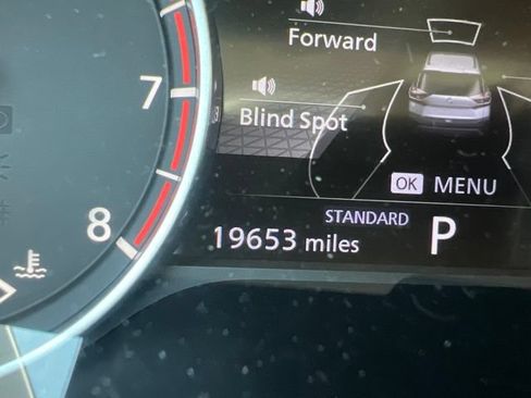 Used 2023 Nissan Rogue SV FWD image 9