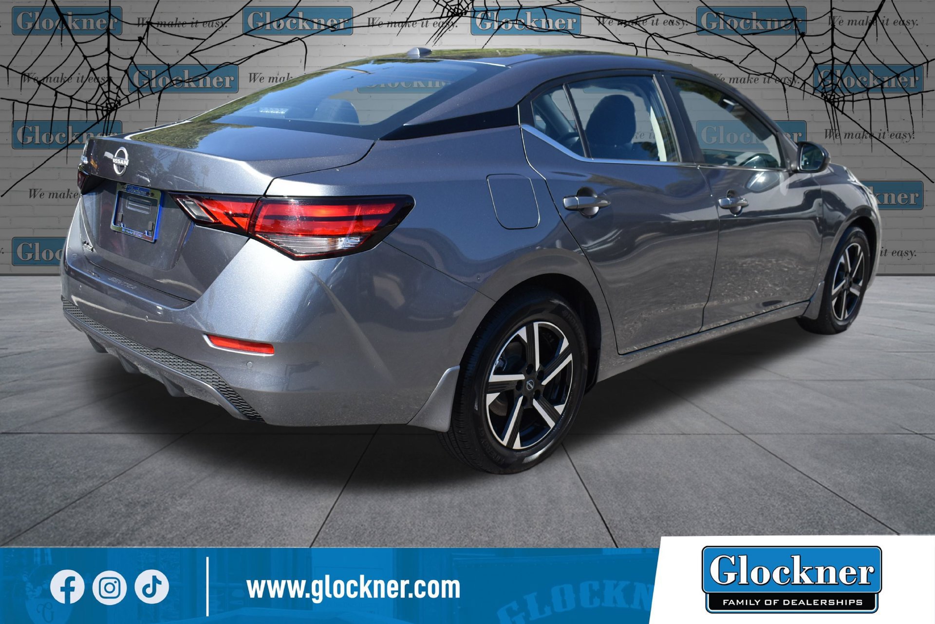 Used 2025 Nissan Sentra SV w/ Trunk Package FWD image 6