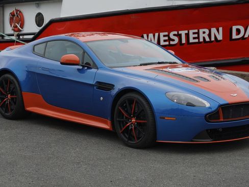 Used 2017 Aston Martin V12 Vantage S RWD image 3
