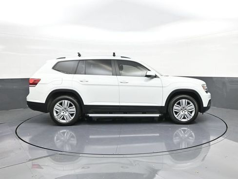Used 2019 Volkswagen Atlas SE FWD image 24