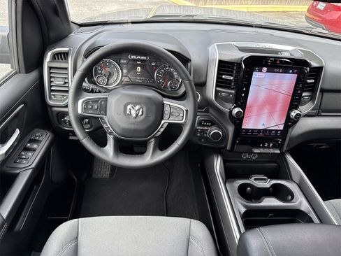 Used 2025 RAM 1500 Big Horn image 12