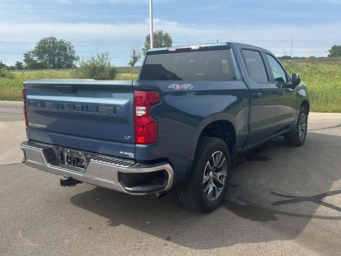 Used 2024 Chevrolet Silverado 1500 LT AWD/4WD image 5