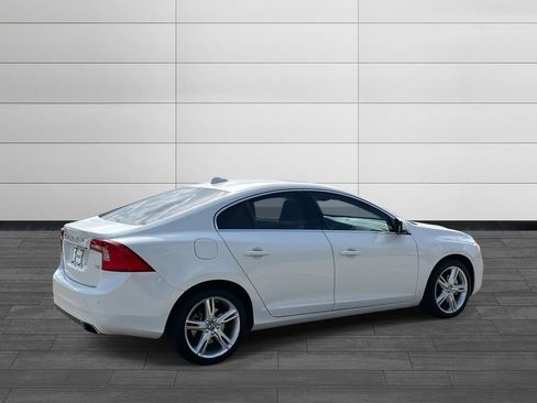 Used 2016 Volvo S60 T5 Premier w/ Convenience Package image 5
