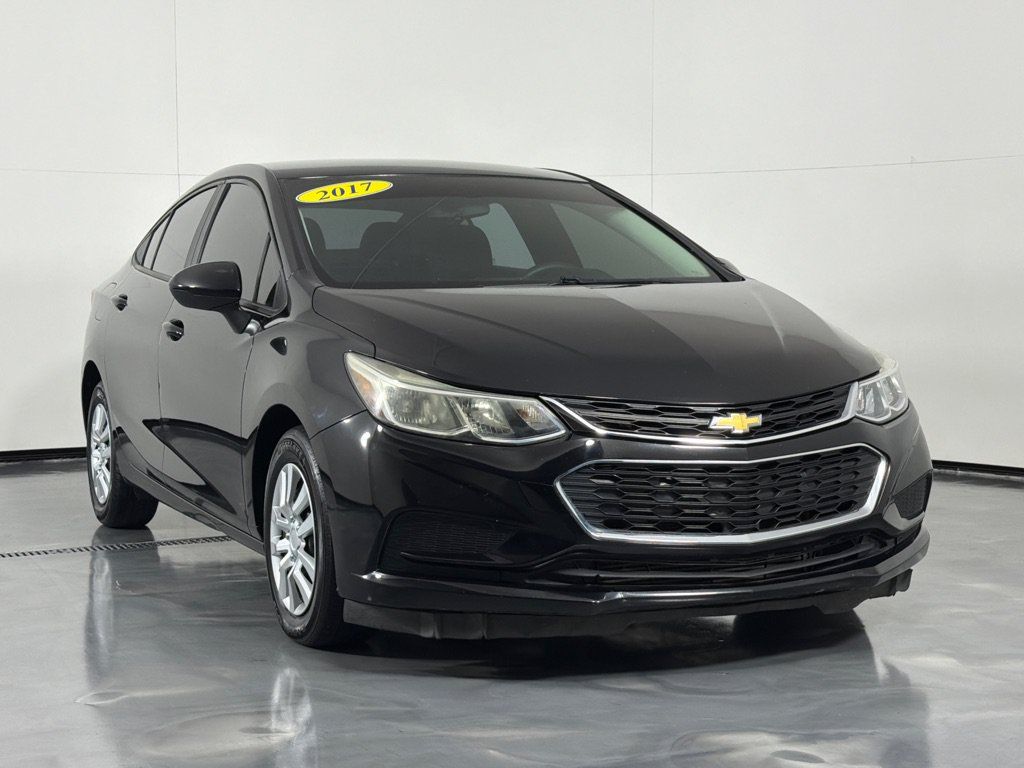 Used 2017 Chevrolet Cruze LS FWD image 3