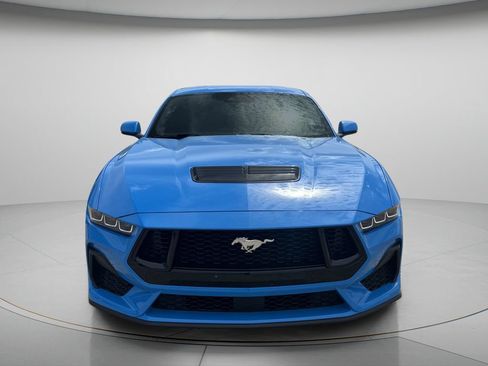 Used 2025 Ford Mustang GT Premium RWD image 2