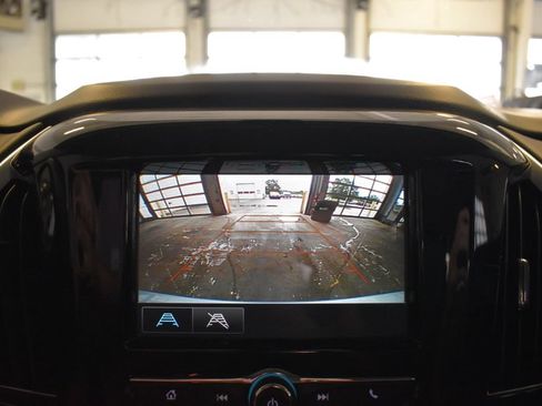 Used 2019 Chevrolet Traverse LS FWD image 18