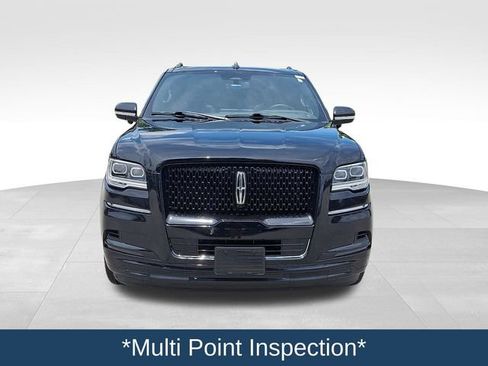 Used 2022 Lincoln Navigator L Reserve w/ Equipment Group 201A AWD/4WD image 3