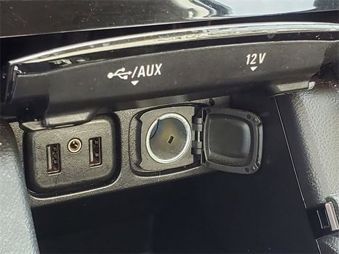 Used 2021 Buick Encore Preferred image 23