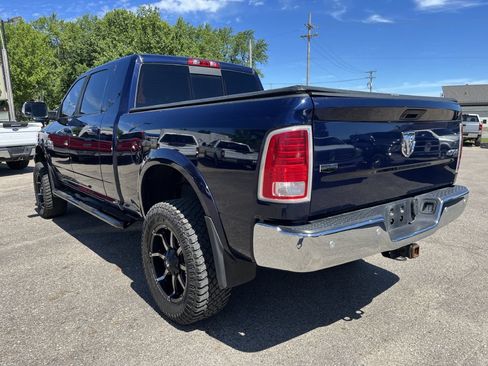 Used 2017 RAM 2500 Laramie w/ Convenience Group AWD/4WD image 9
