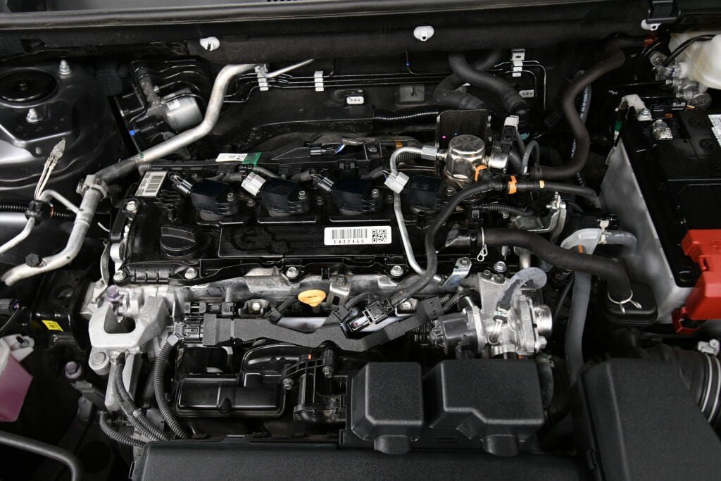 Certified 2025 Toyota RAV4 LE AWD/4WD image 32