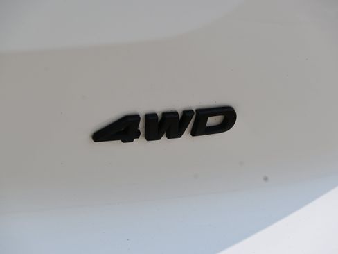 Used 2025 Nissan Pathfinder Rock Creek AWD/4WD image 35