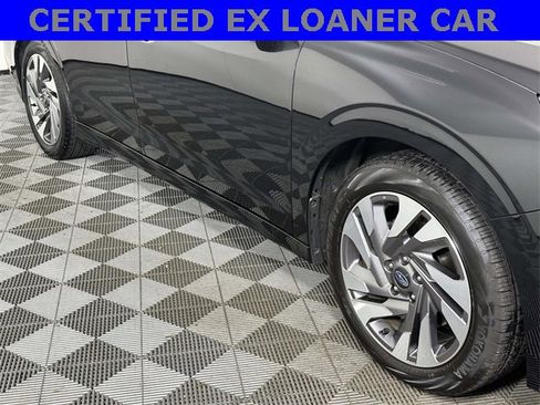 Certified 2025 Subaru Legacy Limited image 12