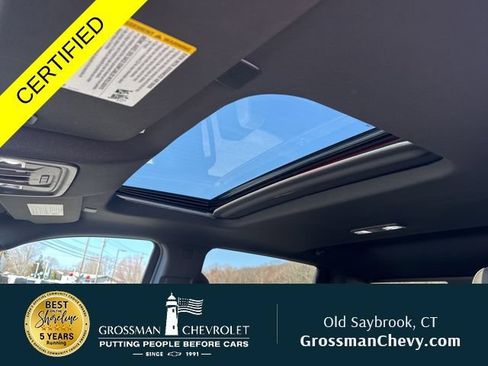 Used 2025 Chevrolet Silverado 1500 ZR2 w/ Technology Package AWD/4WD image 4