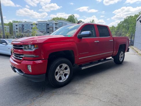 Used 2016 Chevrolet Silverado 1500 LTZ Z71 w/ LTZ Plus Package image 4