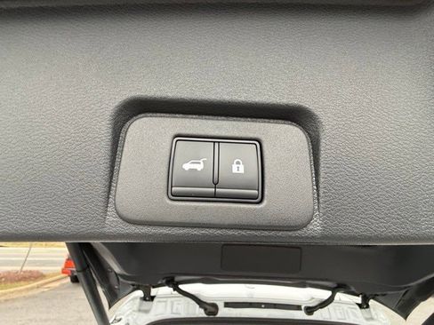 New 2026 Nissan Rogue Platinum w/ Platinum Premium Package image 18