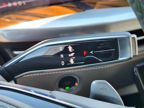 New 2026 Cadillac Escalade Platinum Sport AWD/4WD image 28
