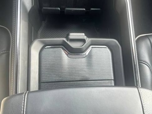 Used 2024 RAM 1500 Limited AWD/4WD image 19