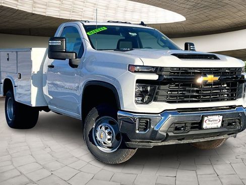 New 2025 Chevrolet Silverado 3500 W/T w/ WT Convenience Package image 2