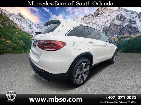 Certified 2022 Mercedes-Benz GLC 300 GLC 300 w/ Premium Package Lite image 17