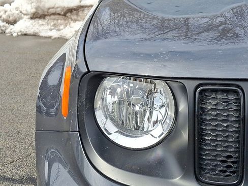 Certified 2022 Jeep Renegade Altitude w/ Convenience Group image 28