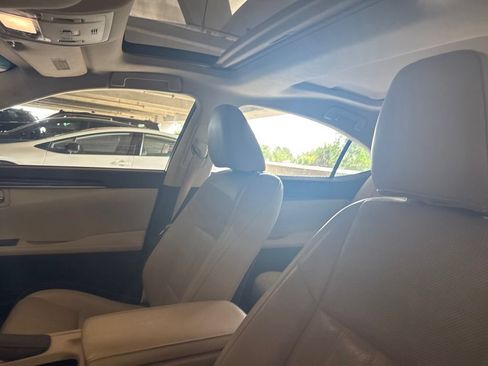 Used 2017 Lexus ES 350 FWD image 11