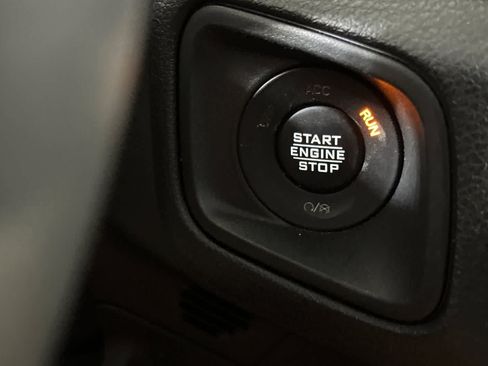 Used 2024 Jeep Wrangler Unlimited Sport AWD/4WD image 24