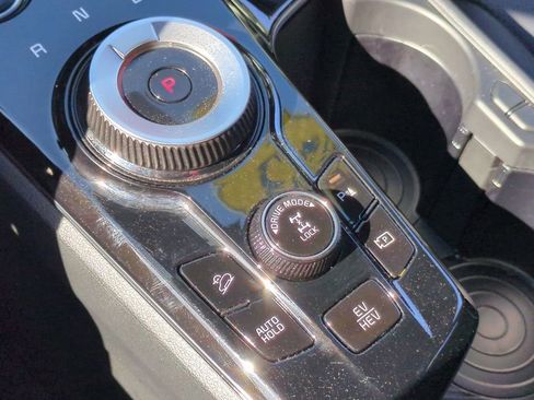 Certified 2025 Kia Sportage X-Line Prestige image 16