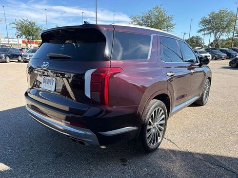 Used 2024 Hyundai Palisade Calligraphy FWD image 5
